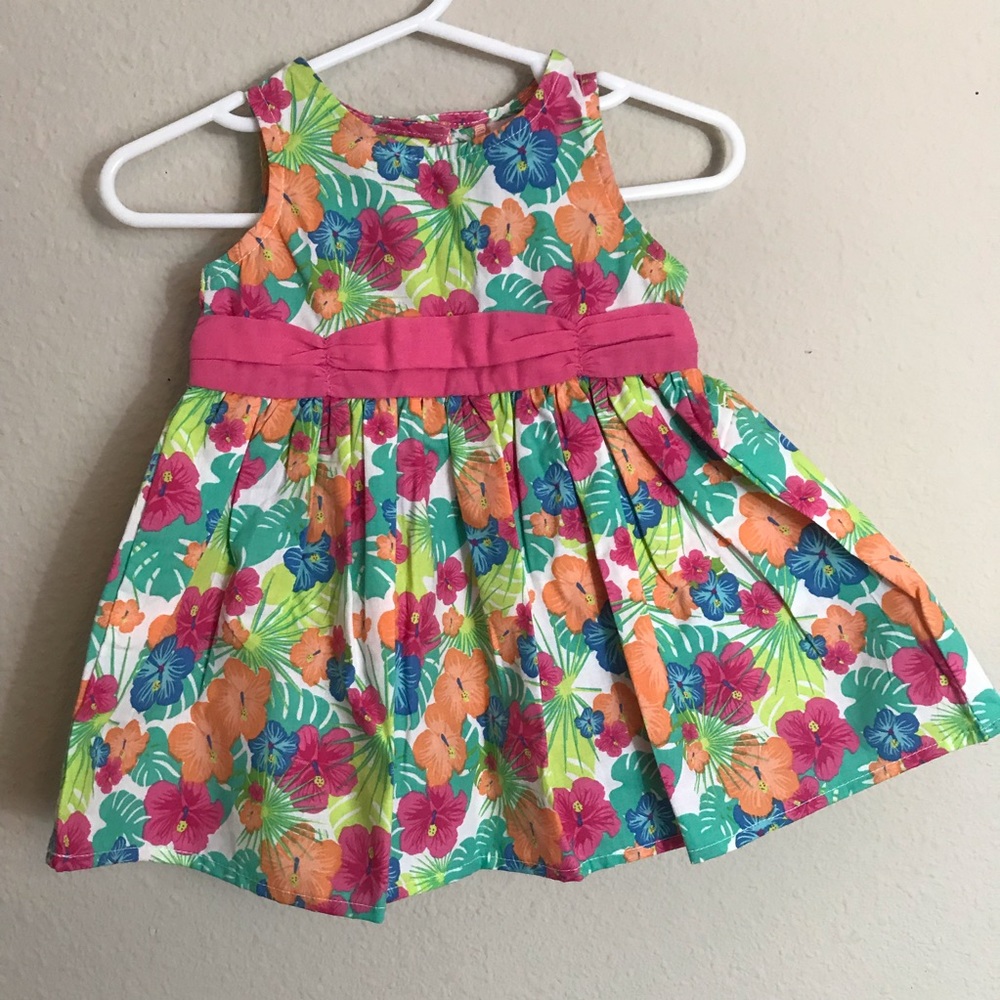Baby girl Dress & Bloomers Size 3-6 Months E75